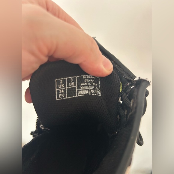 Dr. Martens Kids' Delaney Leopard Canvas Lace Low Boots - White Size 3 Girls - Picture 9 of 9